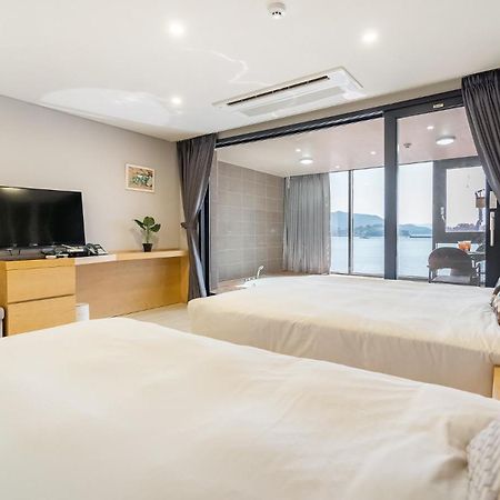 Arte Resort Spa&Pool Villa Sacheon Esterno foto