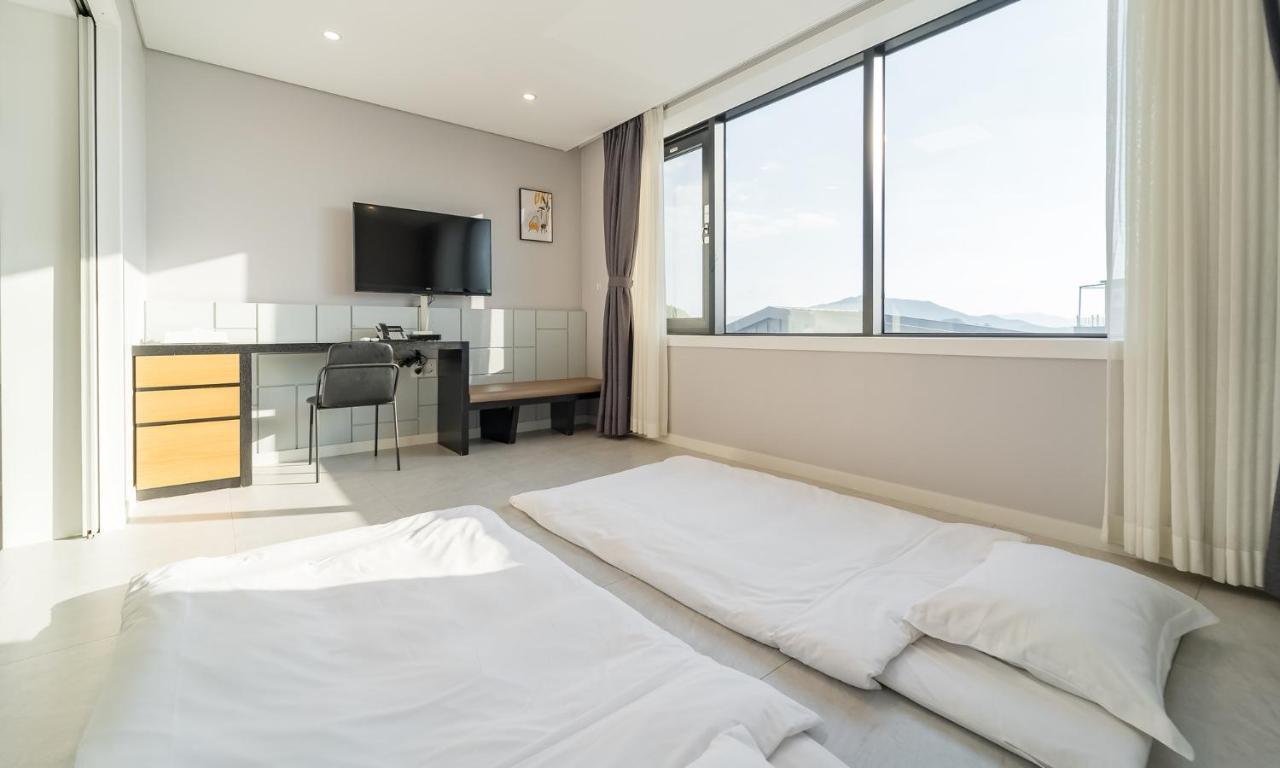 Arte Resort Spa&Pool Villa Sacheon Esterno foto