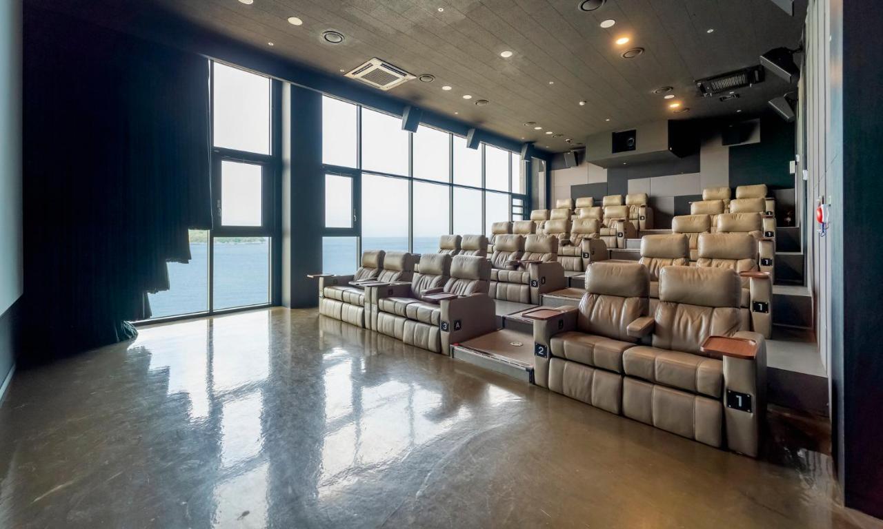 Arte Resort Spa&Pool Villa Sacheon Esterno foto