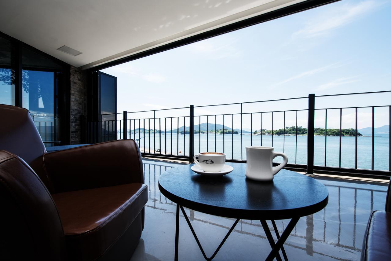 Arte Resort Spa&Pool Villa Sacheon Esterno foto